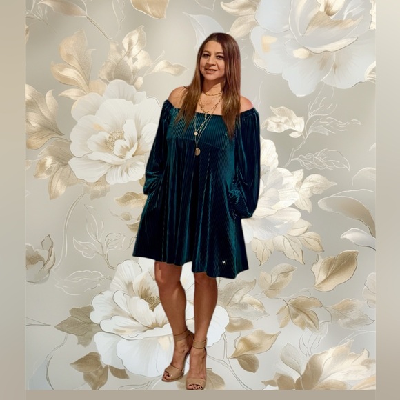 Meet your Buyer / Seller 🌿💖💖💖 - Picture 2 of 16